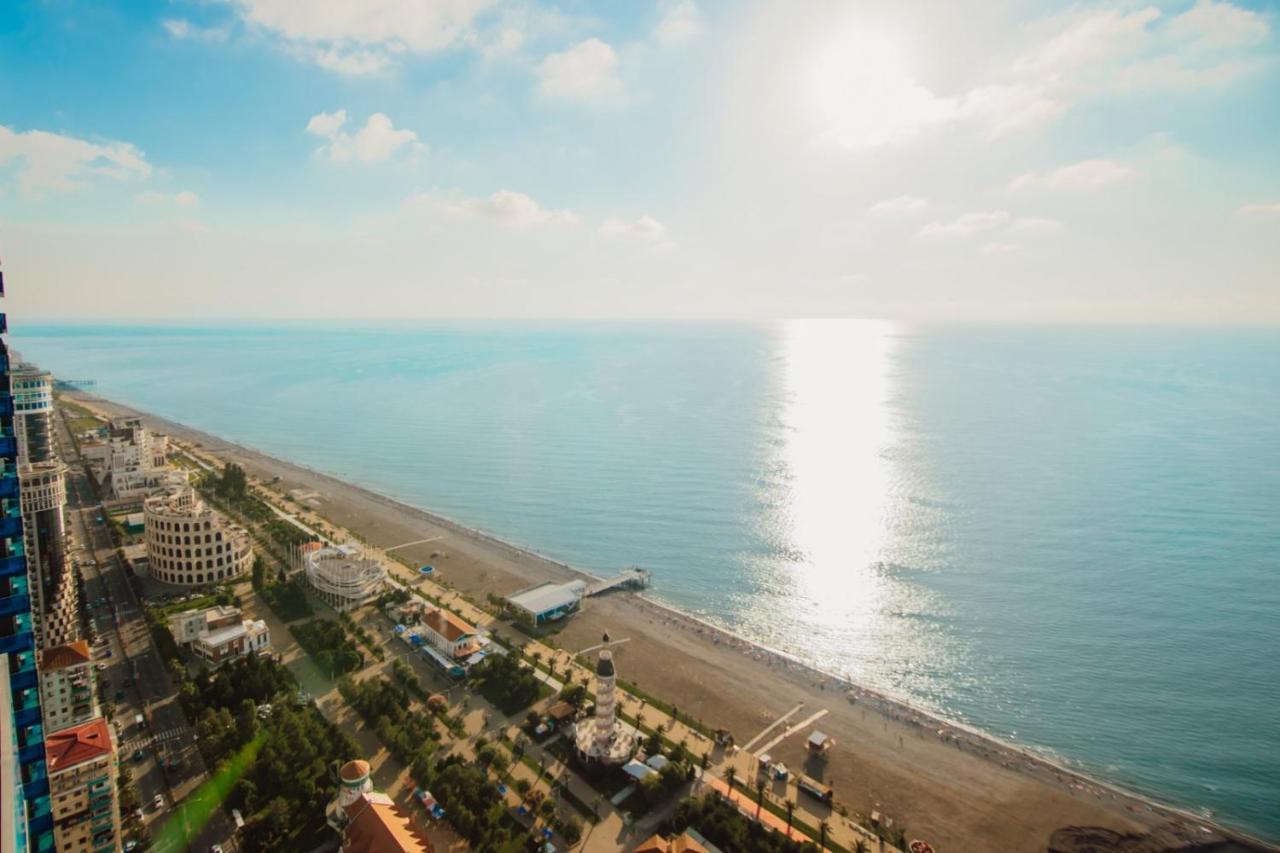 Orbi City Batumi Esterno foto