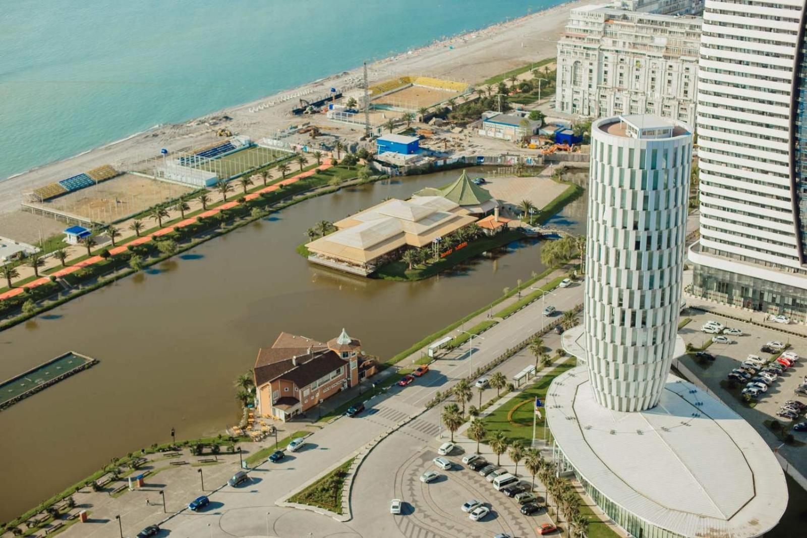 Orbi City Batumi Esterno foto