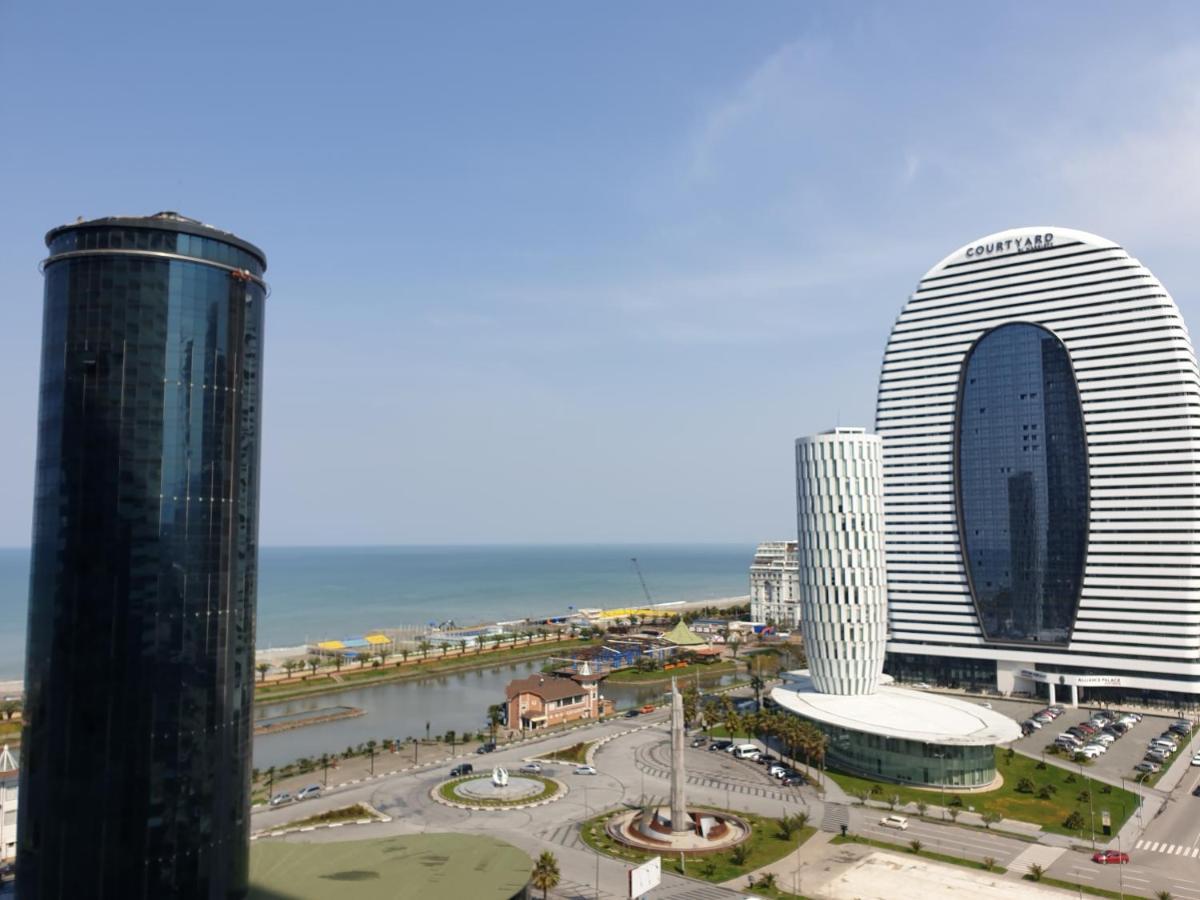 Orbi City Batumi Esterno foto